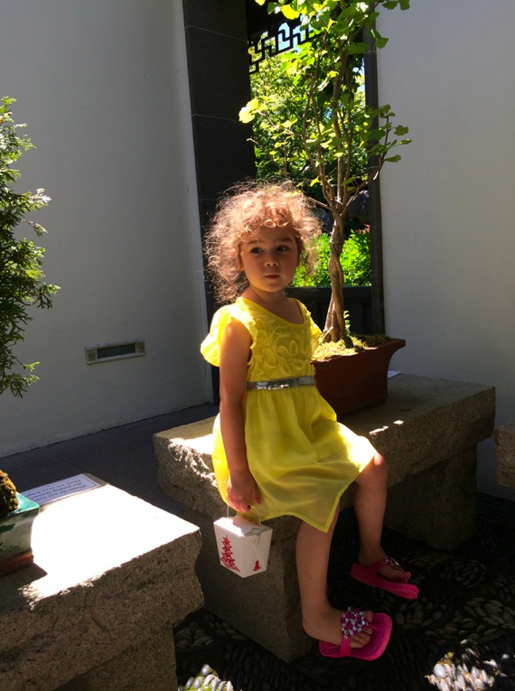 coco-at-the-chinese-garden